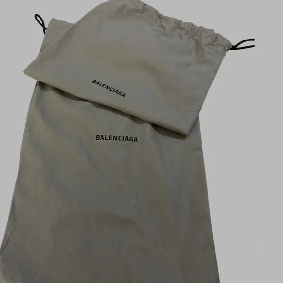 NWT BALENCIAGA Leather Elegant White Mules Size 38 - Picture 16 of 16